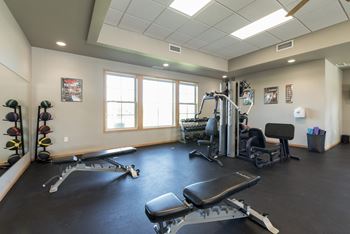 Bismarck, nd stonefield apartments | fitness center